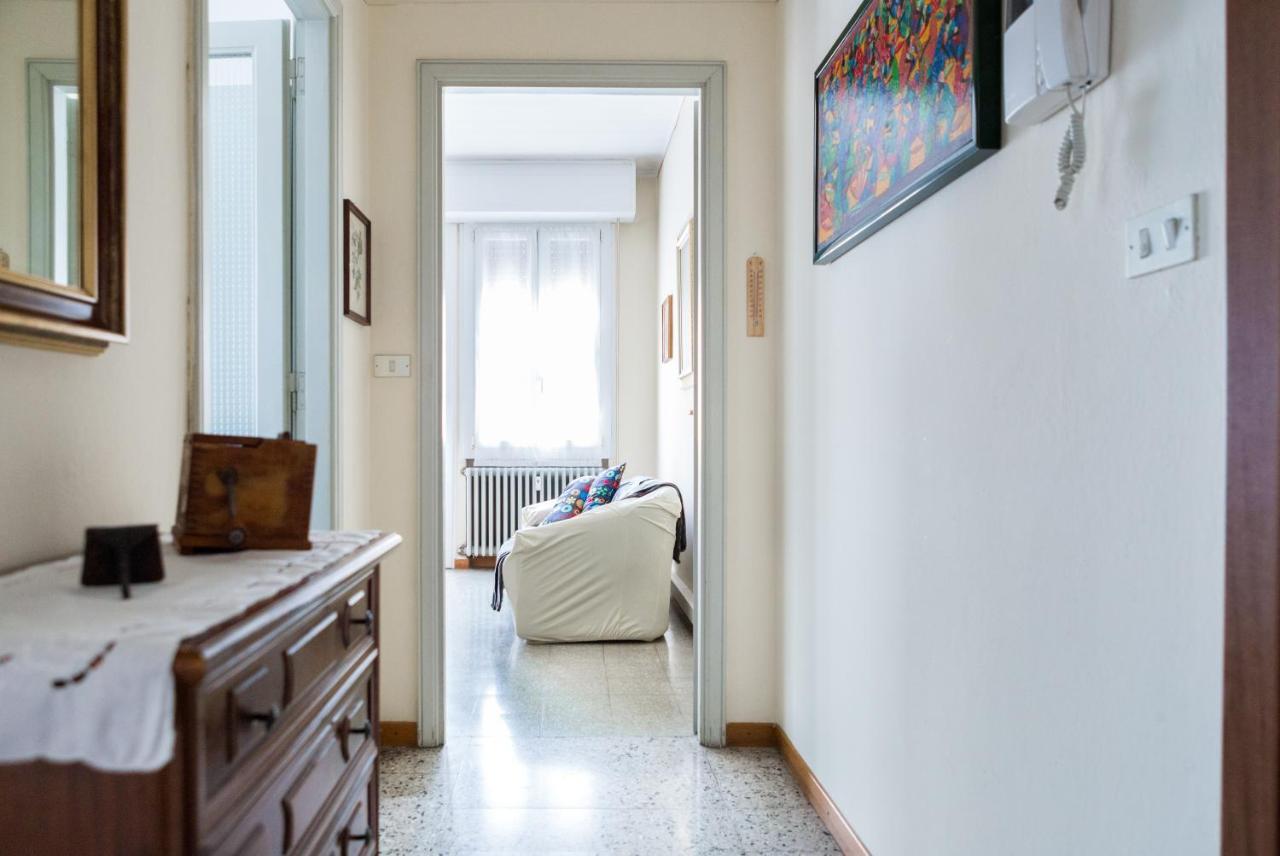 A Pochi Passi Dal Centro E Dall'Ospedale Di Parma Διαμέρισμα Εξωτερικό φωτογραφία