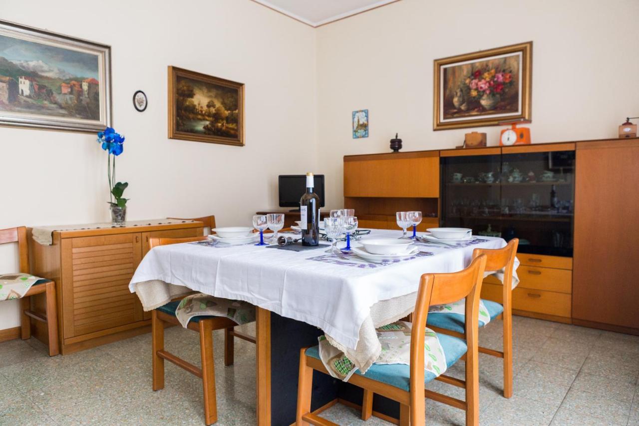 A Pochi Passi Dal Centro E Dall'Ospedale Di Parma Διαμέρισμα Εξωτερικό φωτογραφία