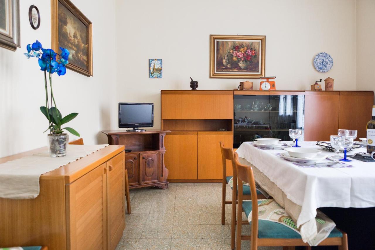 A Pochi Passi Dal Centro E Dall'Ospedale Di Parma Διαμέρισμα Εξωτερικό φωτογραφία
